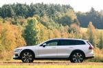Volvo V60 T5 Cross Country 2018 года (NA)